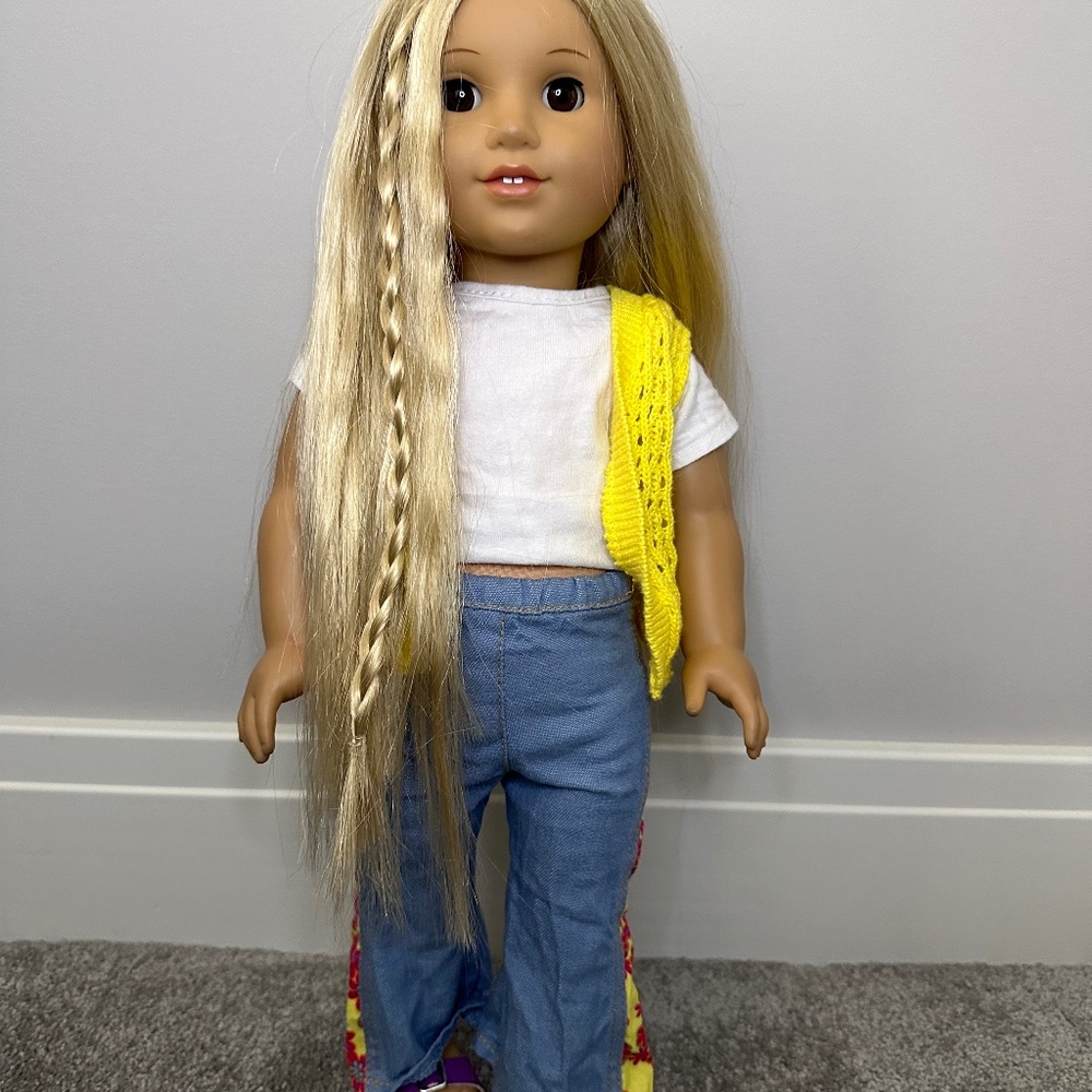 American girl doll - Julie